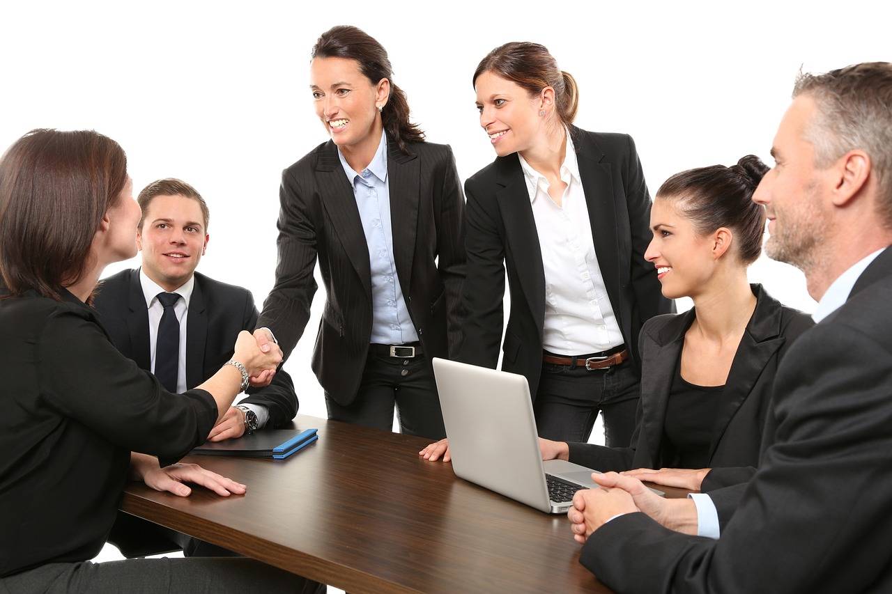 Building Strong Professional Relationships: 10 Effective Strategies for a Harmonious Workplace